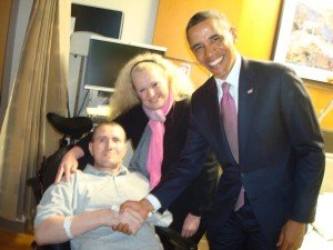 presedintele Obama, d-na Lilly Pierce si eroul nostru Florinel Enache